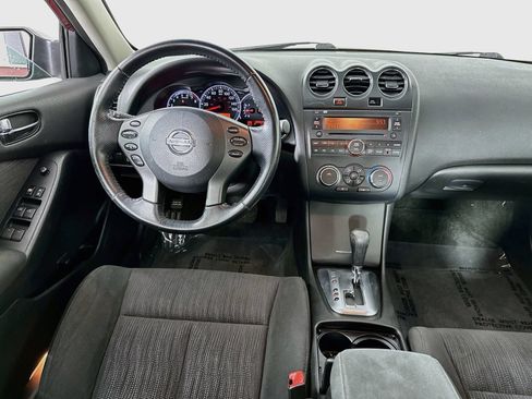 Used 2012 Nissan Altima 2.5 S w/ 20th Anniversary Pkg FWD image 19