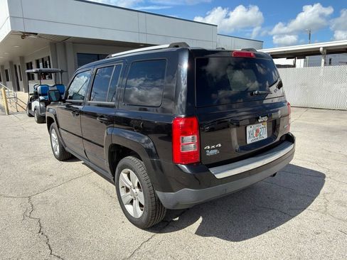 Used 2014 Jeep Patriot Limited AWD/4WD image 4