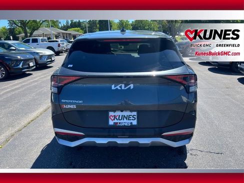 Used 2024 Kia Sportage LX FWD image 5