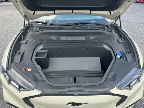 Used 2025 Ford Mustang Mach-E Select RWD image 27
