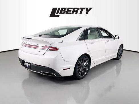 Used 2019 Lincoln MKZ Reserve image 7