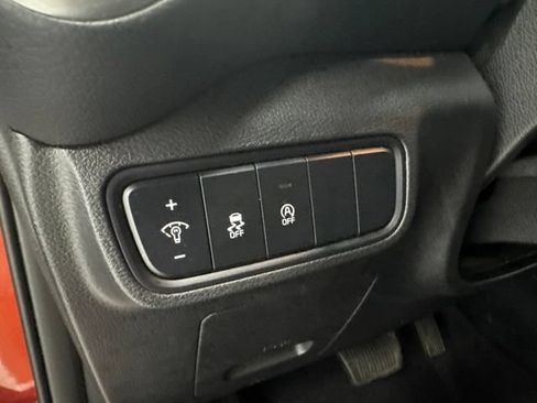 Used 2024 Kia Soul LX w/ Option Group 015 FWD image 11