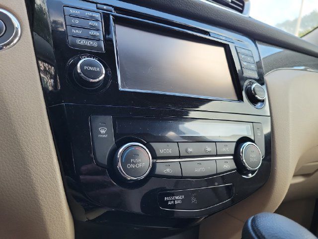 Used 2016 Nissan Rogue SL FWD image 30