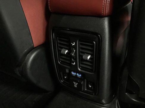 Used 2020 Dodge Durango R/T w/ Blacktop Package AWD/4WD image 25