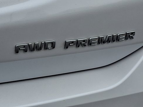 Certified 2024 Chevrolet Equinox Premier image 35