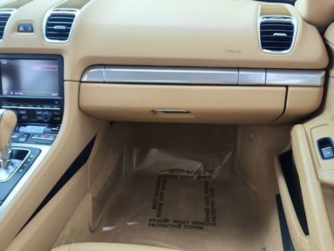 Used 2014 Porsche Cayman image 28