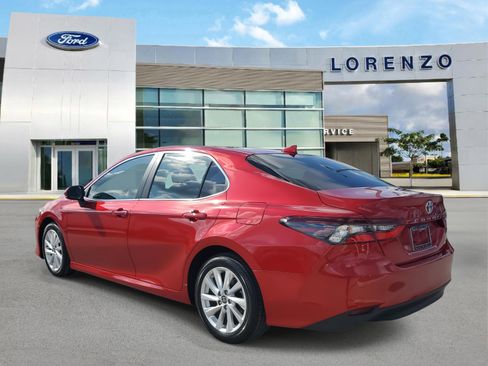 Used 2023 Toyota Camry LE FWD image 7