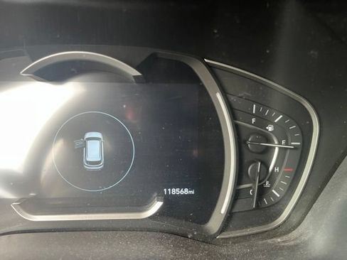 Used 2019 Hyundai Santa Fe SEL FWD image 18