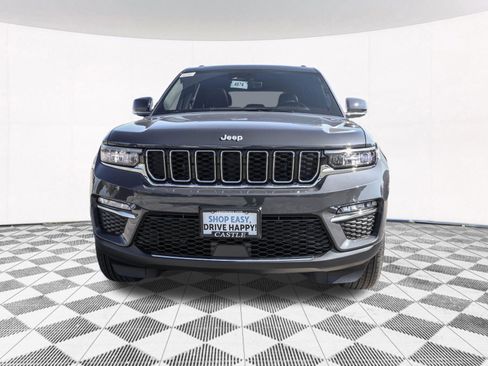 New 2025 Jeep Grand Cherokee Limited image 9