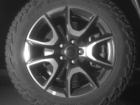 Used 2025 Jeep Compass Trailhawk AWD/4WD image 13