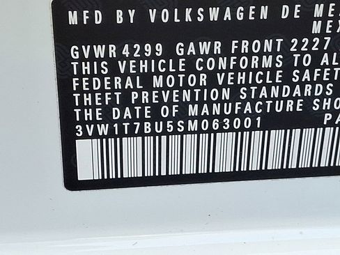 Certified 2025 Volkswagen Jetta GLI Autobahn image 28