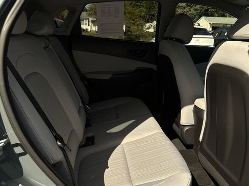 Used 2022 Hyundai Kona SEL w/ Cargo Package image 21