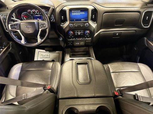 Used 2022 Chevrolet Silverado 1500 LT Trail Boss w/ LT Trail Boss Premium Package AWD/4WD image 23