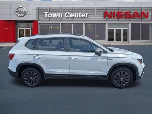 Used 2023 Volkswagen Taos S FWD image 8