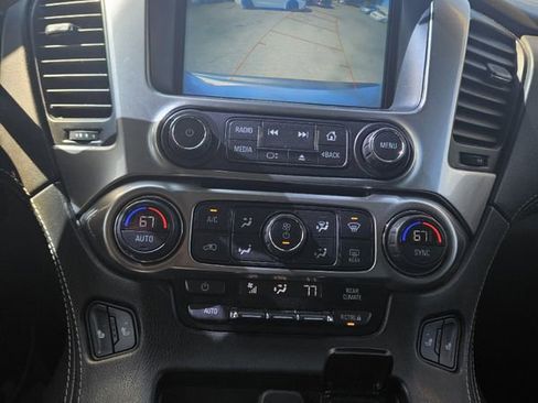Used 2019 Chevrolet Suburban LT image 29