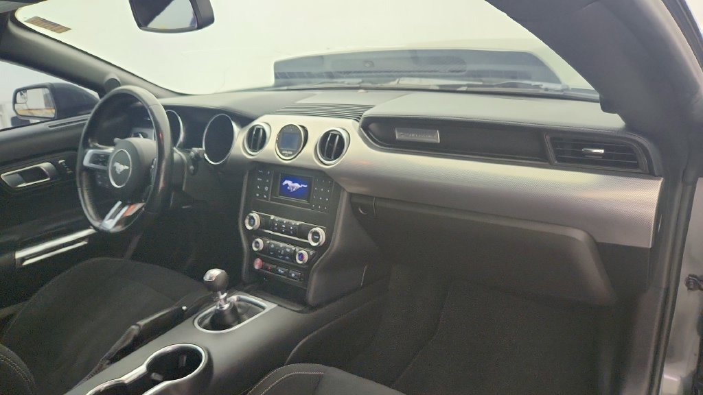 Used 2019 Ford Mustang GT RWD image 25