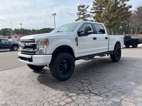 Used 2022 Ford F250 XLT image 3
