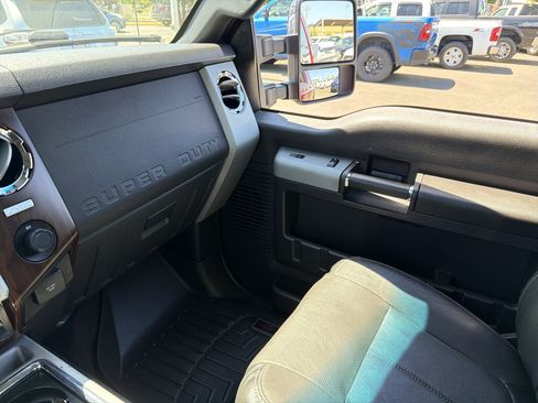 Used 2015 Ford F250 Lariat w/ Chrome Package AWD/4WD image 25