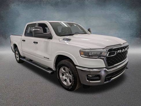 Used 2025 RAM 1500 Big Horn AWD/4WD image 3