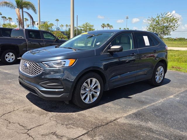 Used 2024 Ford Edge SE AWD/4WD image 3