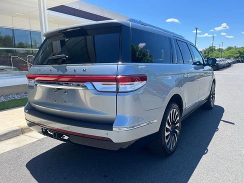 Used 2023 Lincoln Navigator L Black Label AWD/4WD image 8