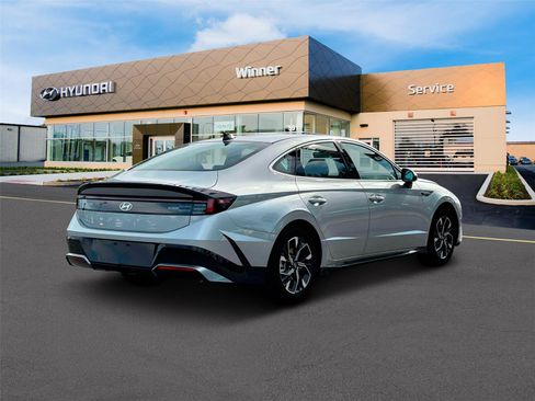 New 2025 Hyundai Sonata SEL FWD image 7