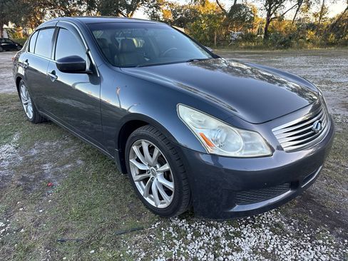 Used 2009 INFINITI G37 Journey w/ Premium Pkg image 3