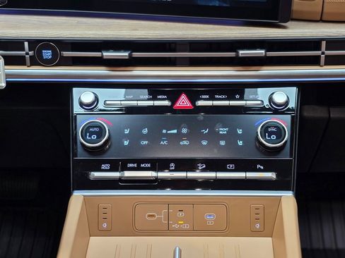 New 2026 Hyundai Santa Fe Calligraphy image 25