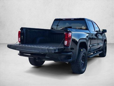 Used 2023 GMC Sierra 1500 Elevation w/ LPO, Elevation Black Package AWD/4WD image 6