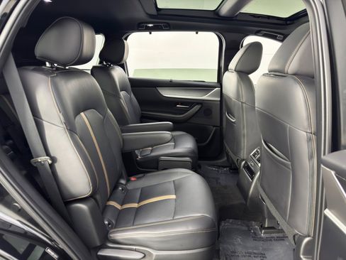 Used 2024 MAZDA CX-90 Plug-In Hybrid w/ Premium Plus image 38