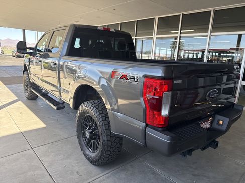 Used 2019 Ford F250 Lariat w/ Lariat Ultimate Package AWD/4WD image 6