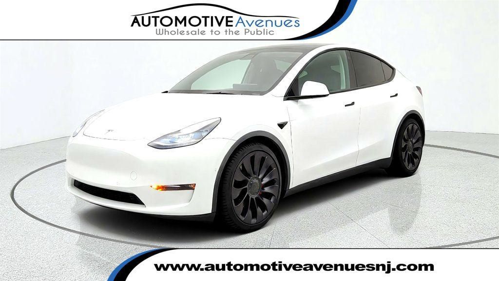 Used 2021 Tesla Model Y Performance AWD/4WD image 1