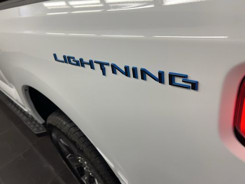 Certified 2025 Ford F150 Lightning Lariat image 39
