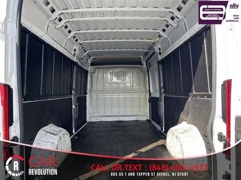 Used 2023 RAM ProMaster 2500 FWD image 8
