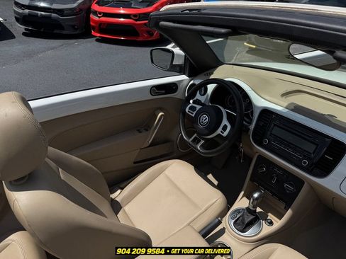 Used 2014 Volkswagen Beetle 1.8T FWD image 18