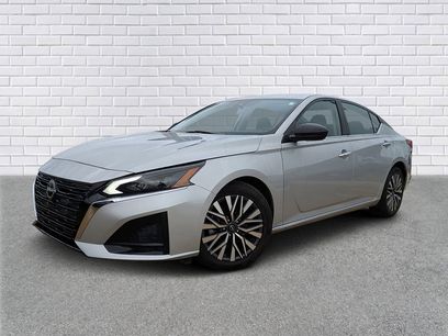 Used 2024 Nissan Altima 2.5 SV