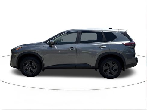 Used 2026 Nissan Rogue SV FWD image 6