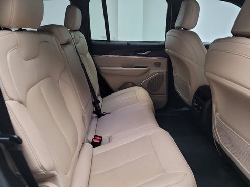 Used 2022 Jeep Grand Cherokee Limited 4xe w/ Luxury Tech Group II image 19