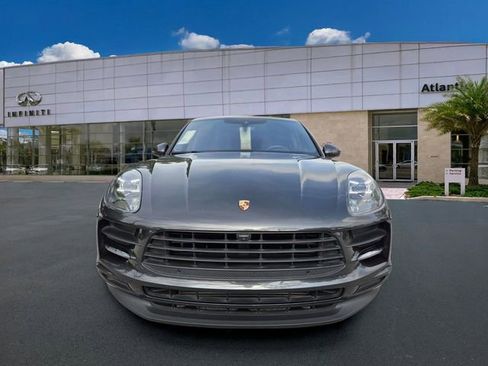Used 2021 Porsche Macan AWD/4WD image 3
