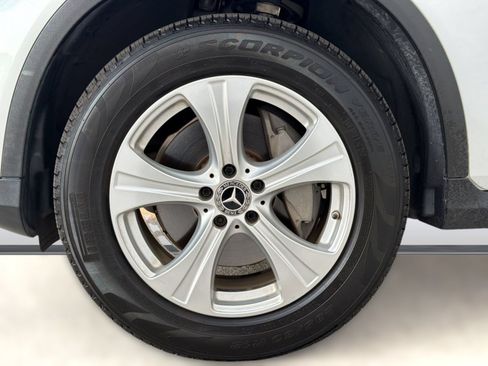 Certified 2018 Mercedes-Benz GLC 300 image 13