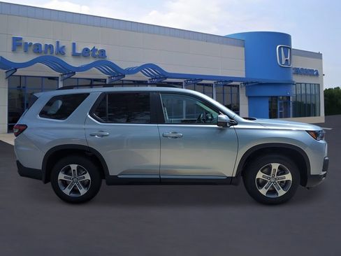New 2026 Honda Pilot EX-L image 6