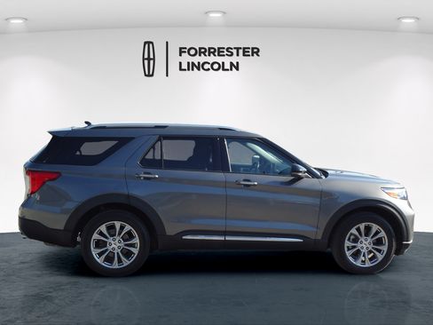 Used 2023 Ford Explorer Limited w/ Limited Technology Package AWD/4WD image 2