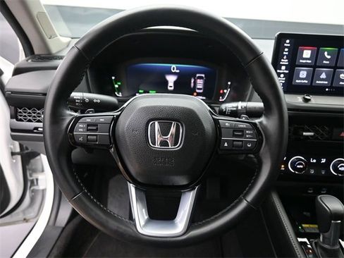Used 2024 Honda Accord Touring image 28