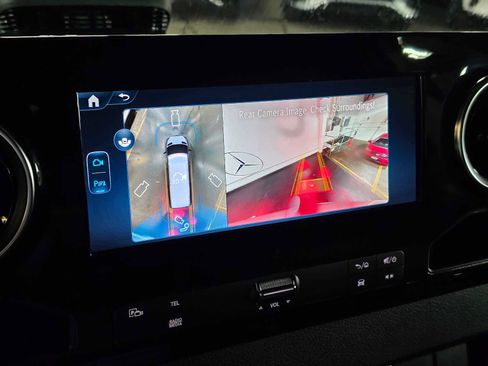 Used 2025 Mercedes-Benz Sprinter 2500 image 29