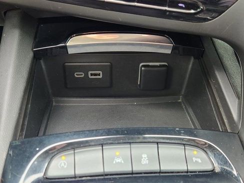 Used 2021 Buick Envision Preferred image 23