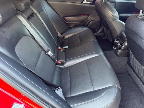 Used 2019 Kia Stinger BASE image 17