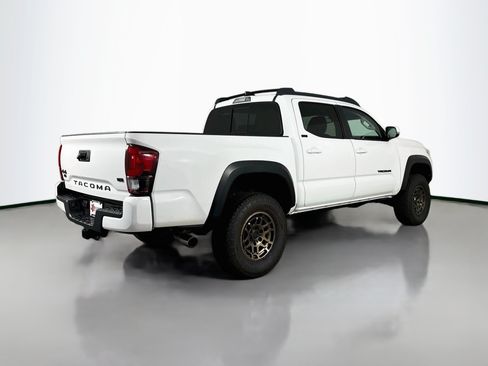 Certified 2023 Toyota Tacoma 4x4 Double Cab w/ Trail Edition image 7