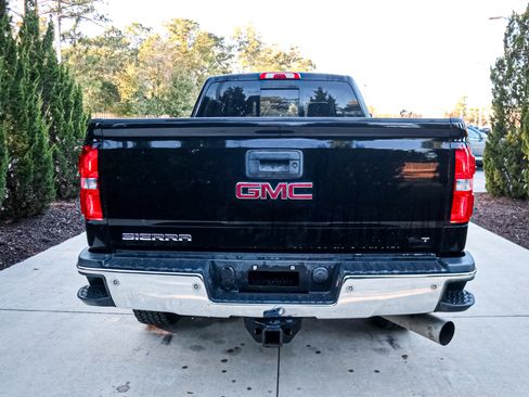 Used 2015 GMC Sierra 2500 SLT w/ Duramax Plus Package image 10