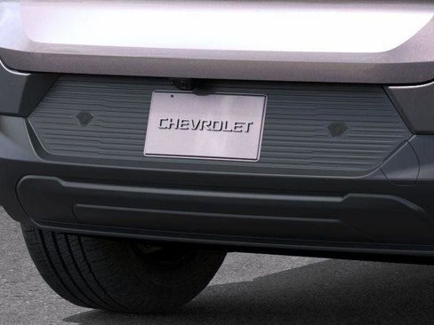New 2026 Chevrolet Equinox EV LT AWD/4WD image 15