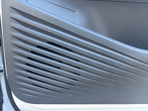 Used 2022 Volkswagen ID.4 Pro image 44